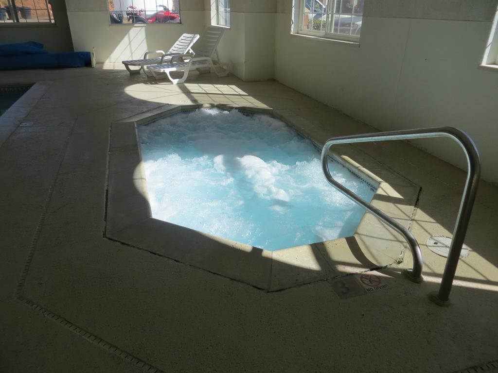 Hotel Days By Wyndham Capitol Reef Torrey