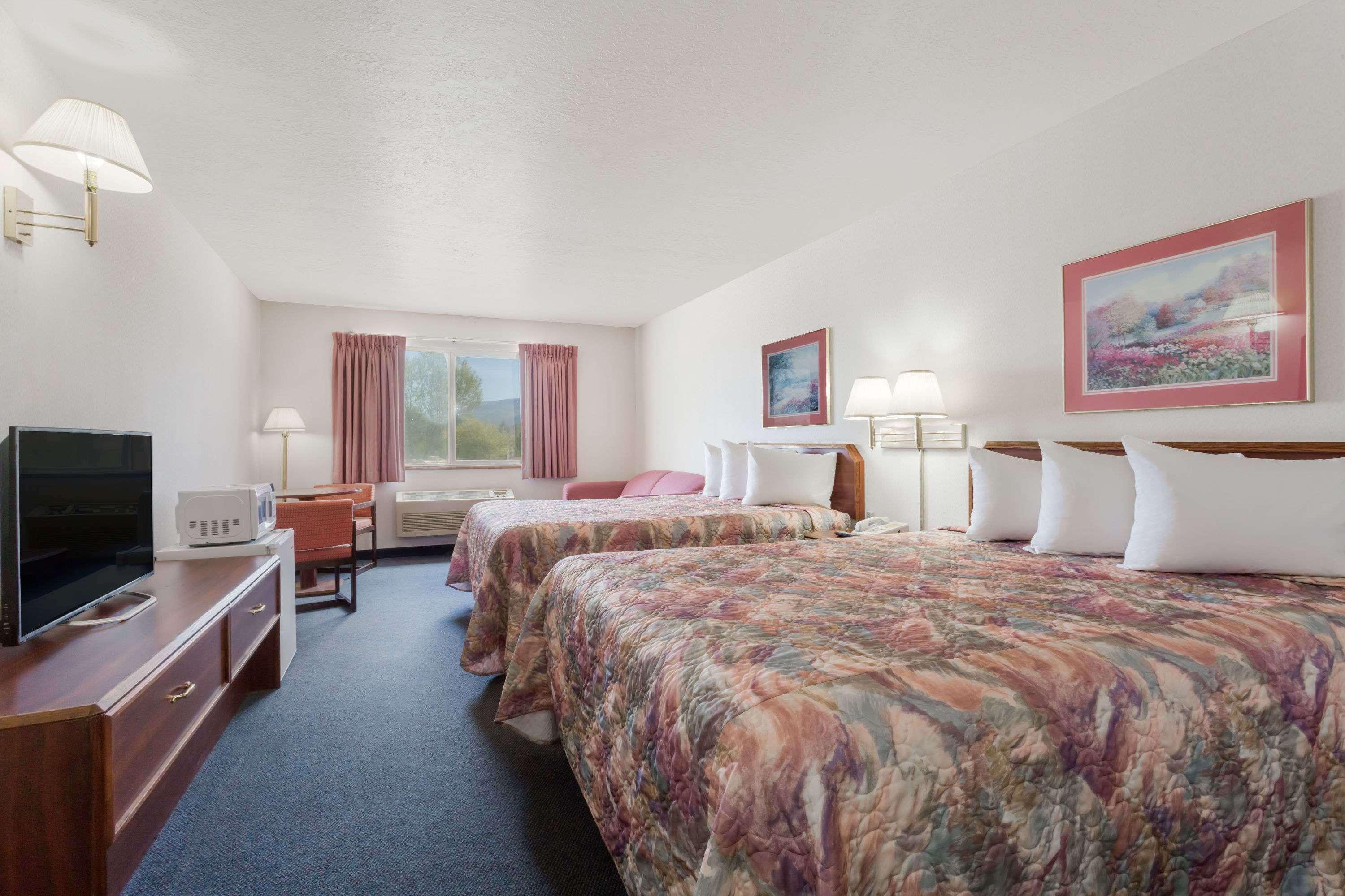 Hotel Days By Wyndham Capitol Reef
